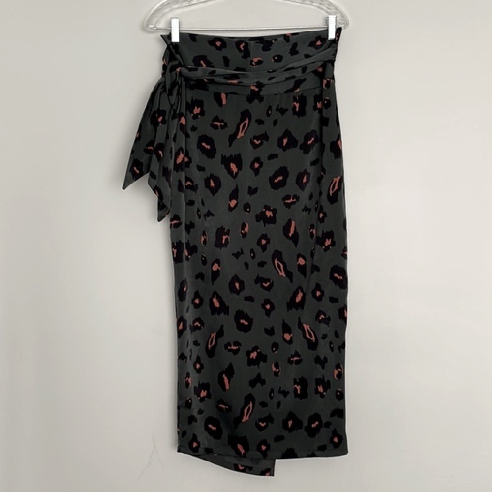 Vici Leopard Animal Print Wrap Midi Skirt Size S - Picture 2 of 12